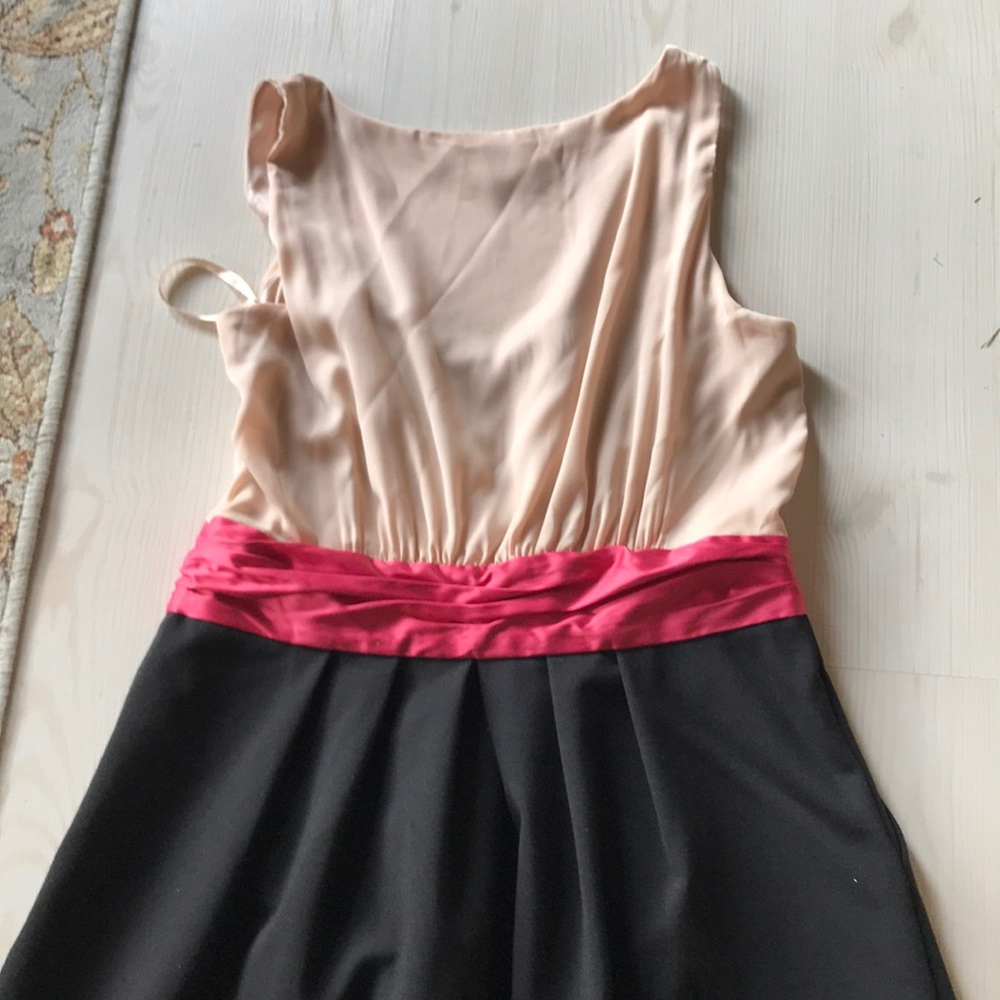 New York & Company dress - Picture 4 of 4
